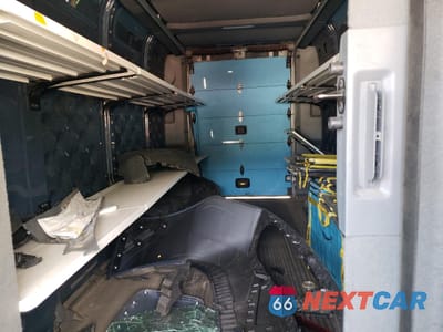 Zdjęcie 11 z 13 samochodu: 2022 RIVIAN EDV 700 VIN:7FCEHDB76NN003537 - miniatura