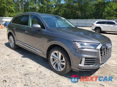 Czwarte zdjęcie samochodu z boku: 2023 AUDI Q7 PREMIUM PLUS VIN:WA1LCBF76PD028984 - miniatura