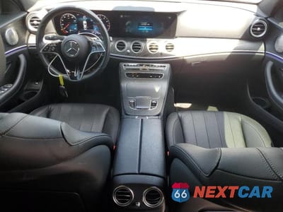 Zdjęcie 8 z 13 samochodu: 2022 MERCEDES-BENZ E 350 VIN:W1KZF8DB2NB095808 - miniatura