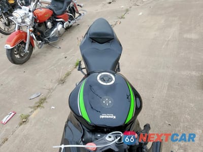 Piąte zdjęcie samochodu w środku: 2016 KAWASAKI ZX636 E VIN:JKBZXJE18GA020372 - miniatura