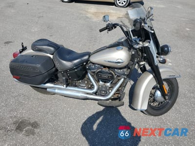 2018 HARLEY-DAVIDSON FLHCS HERITAGE CLASSIC 114 1HD1YBK16JC052679 - główne zdjęcie licytacji z USA - miniatura