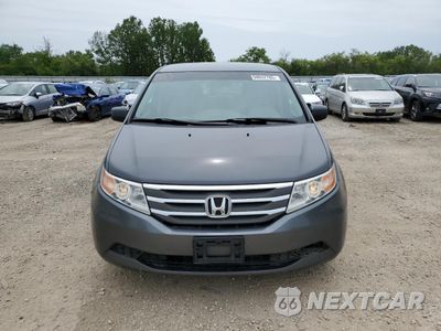 Piąte zdjęcie samochodu w środku: 2013 HONDA ODYSSEY LX VIN:5FNRL5H29DB011653 - miniatura