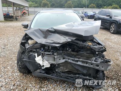Piąte zdjęcie samochodu w środku: 2016 FORD FOCUS SE VIN:1FADP3F26GL337892 - miniatura