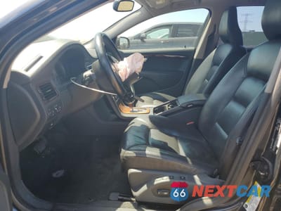 Zdjęcie 7 z 15 samochodu: 2010 VOLVO V70 3.2 VIN:YV1960BW9A1146359 - miniatura