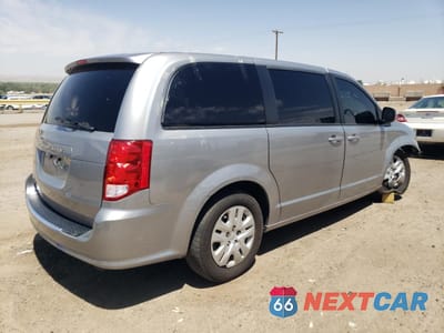 Trzecie zdjęcie samochodu z tyłu: 2018 DODGE GRAND CARAVAN SE VIN:2C4RDGBG1JR181762 - miniatura