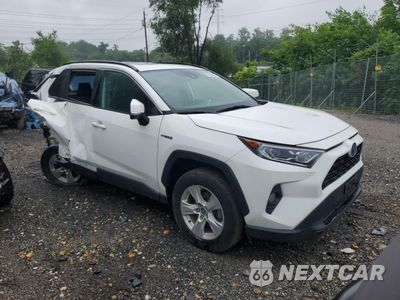 Czwarte zdjęcie samochodu z boku: 2021 TOYOTA RAV4 XLE VIN:4T3RWRFV6MU030389 - miniatura