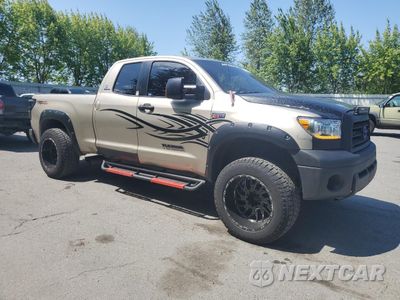 Czwarte zdjęcie samochodu z boku: 2008 TOYOTA TUNDRA DOUBLE CAB LIMITED VIN:5TFBV58158X037634 - miniatura