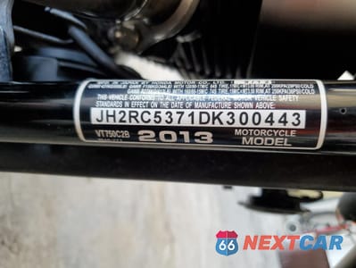 Zdjęcie 9 z 10 samochodu: 2013 HONDA VT750 C2B VIN:JH2RC5371DK300443 - miniatura