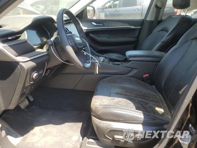 Zdjęcie 7 z 13 samochodu: 2023 JEEP GRAND CHEROKEE LIMITED VIN:1C4RJHBG7PC512716 - miniatura