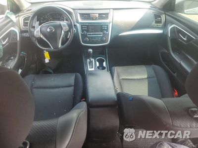 Zdjęcie 8 z 12 samochodu: 2016 NISSAN ALTIMA 2.5 VIN:1N4AL3AP1GC179446 - miniatura