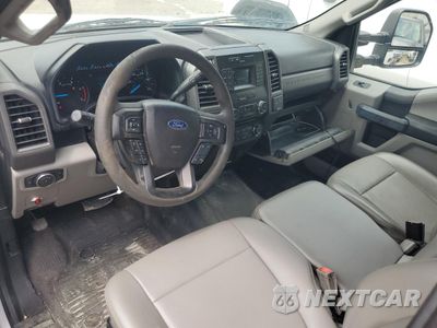 Zdjęcie 8 z 12 samochodu: 2017 FORD F550 SUPER DUTY VIN:1FDUF5GT4HED28304 - miniatura