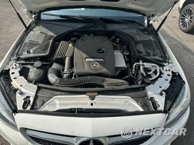 Zdjęcie 7 z 14 samochodu: 2017 MERCEDES-BENZ C 300 4MATIC VIN:WDDWJ4KB0HF365600 - miniatura