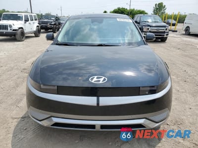 Piąte zdjęcie samochodu w środku: 2023 HYUNDAI IONIQ 5 LIMITED VIN:KM8KRDAF9PU217909 - miniatura