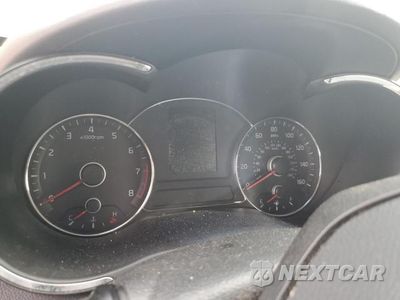 Zdjęcie 9 z 12 samochodu: 2014 KIA FORTE EX VIN:KNAFX4A82E5071757 - miniatura
