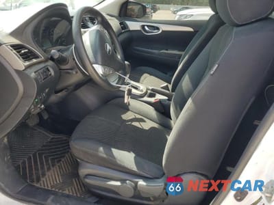 Zdjęcie 7 z 12 samochodu: 2015 NISSAN SENTRA S VIN:3N1AB7AP2FY271811 - miniatura