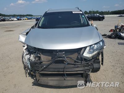 Piąte zdjęcie samochodu w środku: 2020 NISSAN ROGUE S VIN:5N1AT2MTXLC791180 - miniatura