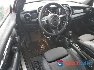 Zdjęcie 8 z 15 samochodu: 2023 MINI COOPER VIN:WMW33DH05P2T20930 - miniatura
