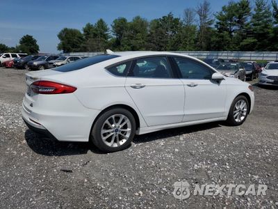 Trzecie zdjęcie samochodu z tyłu: 2020 FORD FUSION SE VIN:3FA6P0LU7LR119095 - miniatura