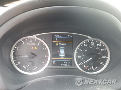 Zdjęcie 9 z 15 samochodu: 2019 NISSAN SENTRA S VIN:3N1AB7AP9KL628408 - miniatura