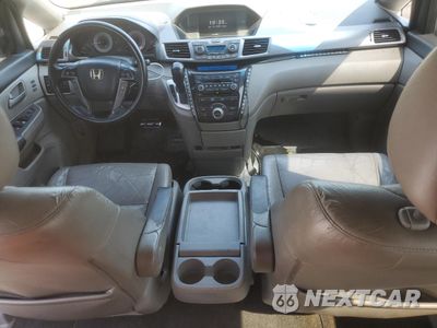 Zdjęcie 8 z 16 samochodu: 2012 HONDA ODYSSEY TOURING VIN:5FNRL5H99CB010529 - miniatura