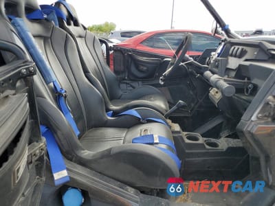 Piąte zdjęcie samochodu w środku: 2016 POLARIS RZR XP TURBO EPS VIN:3NSVDE921GF452089 - miniatura