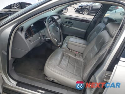Zdjęcie 7 z 14 samochodu: 1998 LINCOLN TOWN CAR SIGNATURE VIN:1LNFM82W9WY720224 - miniatura