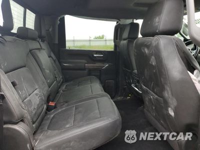 Zdjęcie 10 z 12 samochodu: 2020 CHEVROLET SILVERADO K3500 LTZ VIN:1GC4YUEY7LF153976 - miniatura
