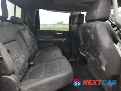 Zdjęcie 10 z 12 samochodu: 2020 CHEVROLET SILVERADO K3500 LTZ VIN:1GC4YUEY7LF153976 - miniatura