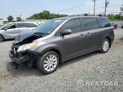 2012 TOYOTA SIENNA XLE 5TDDK3DC1CS043944 - główne zdjęcie licytacji z USA - miniatura