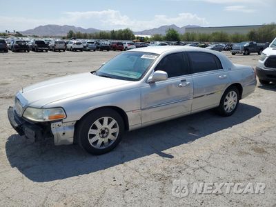 2004 LINCOLN TOWN CAR ULTIMATE 1LNHM83WX4Y627328 - główne zdjęcie licytacji z USA - miniatura