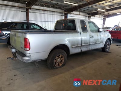 Trzecie zdjęcie samochodu z tyłu: 1991 FORD F150 VIN:1FTDX1761WKA04620 - miniatura