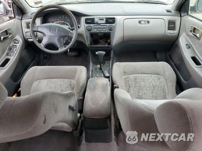 Zdjęcie 8 z 14 samochodu: 2000 HONDA ACCORD EX VIN:JHMCG6678YC009179 - miniatura