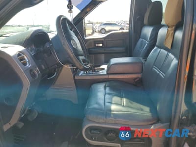 Zdjęcie 7 z 14 samochodu: 2006 LINCOLN MARK LT VIN:5LTPW185X6FJ20507 - miniatura
