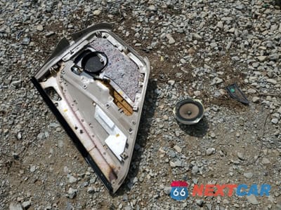 Zdjęcie 12 z 15 samochodu: 2000 ACURA 3.2TL VIN:19UUA5669YA005177 - miniatura