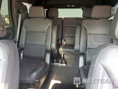 Zdjęcie 10 z 15 samochodu: 2023 CHEVROLET TAHOE K1500 Z71 VIN:1GNSKPKD8PR400607 - miniatura