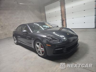 2018 PORSCHE PANAMERA 4 WPA0AA2A73JL10427 - główne zdjęcie licytacji z USA - miniatura