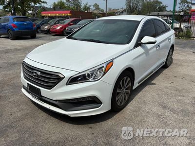 Drugie zdjęcie samochodu z przodu: 2016 HYUNDAI SONATA SPORT VIN:5NPE34AF8GH433229 - miniatura