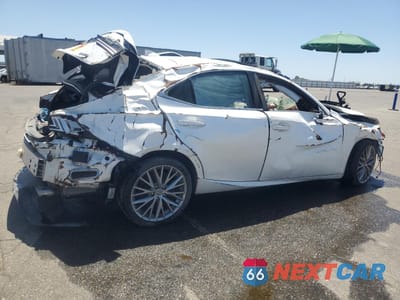 Trzecie zdjęcie samochodu z tyłu: 2017 LEXUS IS 200T VIN:JTHBA1D21G5015710 - miniatura