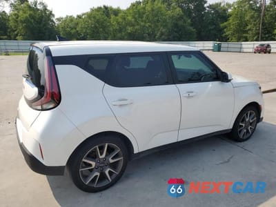 Trzecie zdjęcie samochodu z tyłu: 2024 KIA SOUL EX VIN:KNDJ33AU6R7901666 - miniatura