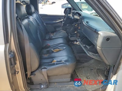 Zdjęcie 7 z 13 samochodu: 1999 GMC NEW SIERRA C1500 VIN:2GTEC19V2X1535752 - miniatura