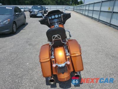Czwarte zdjęcie samochodu z boku: 2014 HARLEY-DAVIDSON FLHX STREET GLIDE VIN:1HD1KBM18EB673013 - miniatura