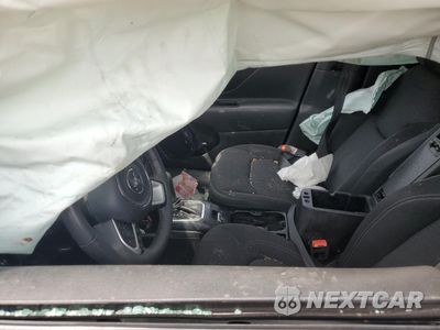 Zdjęcie 7 z 14 samochodu: 2023 JEEP RENEGADE ALTITUDE VIN:ZACNJDE14PPP20432 - miniatura