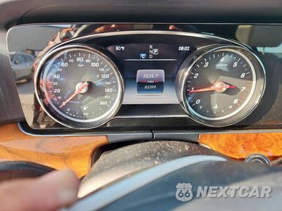 Zdjęcie 9 z 16 samochodu: 2018 MERCEDES-BENZ E 300 4MATIC VIN:WDDZF4KB0JA368465 - miniatura