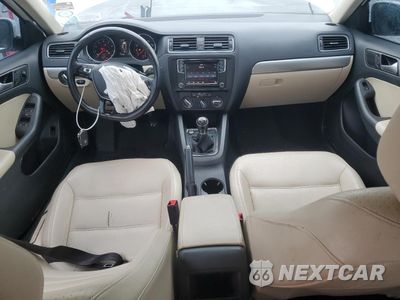 Zdjęcie 8 z 14 samochodu: 2017 VOLKSWAGEN JETTA SE VIN:3VWB67AJ4HM286724 - miniatura