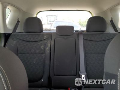 Zdjęcie 10 z 15 samochodu: 2014 KIA SOUL VIN:KNDJN2A2XE7740333 - miniatura