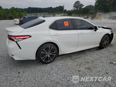 Trzecie zdjęcie samochodu z tyłu: 2020 TOYOTA CAMRY SE VIN:4T1G11AK6LU937090 - miniatura