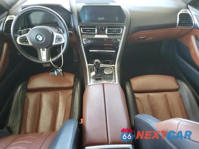 Zdjęcie 8 z 11 samochodu: 2022 BMW M850XI VIN:WBAGV8C09NCJ65896 - miniatura