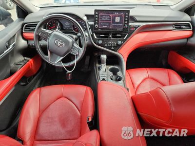 Zdjęcie 8 z 13 samochodu: 2021 TOYOTA CAMRY XSE VIN:4T1K61AK8MU411315 - miniatura