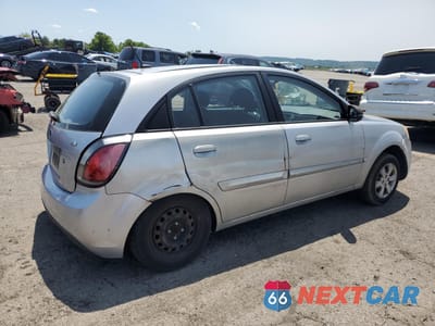 Trzecie zdjęcie samochodu z tyłu: 2011 KIA RIO BASE VIN:KNADH5A34B6793073 - miniatura