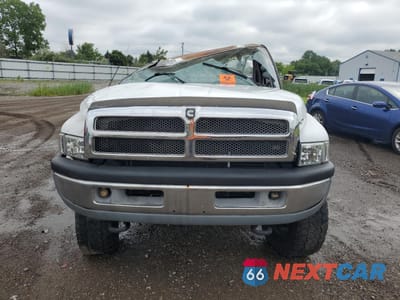 Piąte zdjęcie samochodu w środku: 1995 DODGE RAM 2500 VIN:1B7KF26C2SS224785 - miniatura